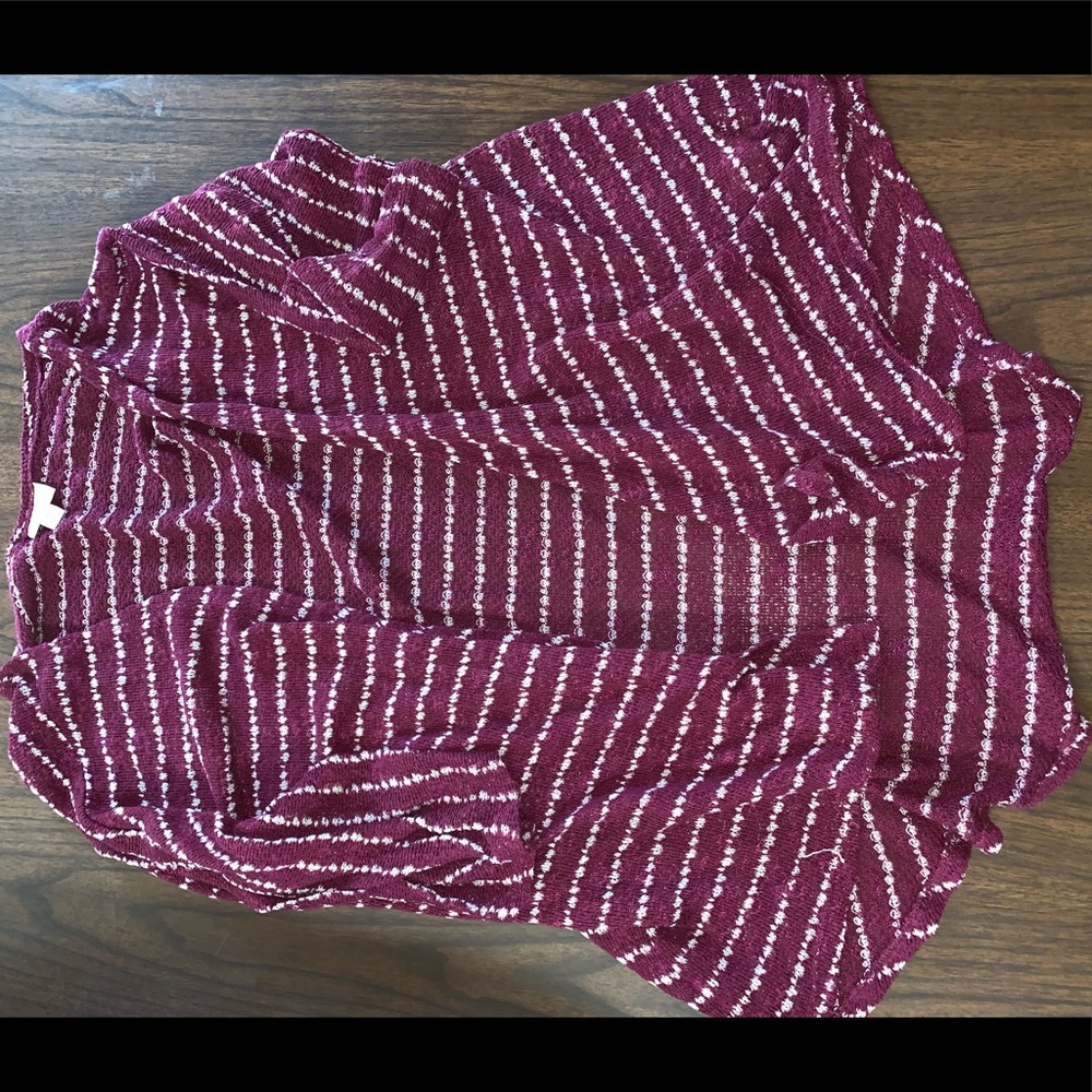 .
LulaRoe “Lindsay”